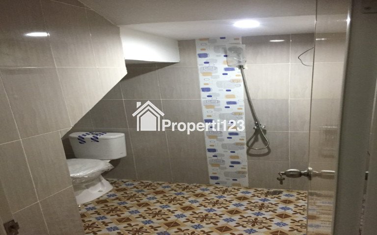 Rumah elit harga irit 2 lantai peluang investasi - 6