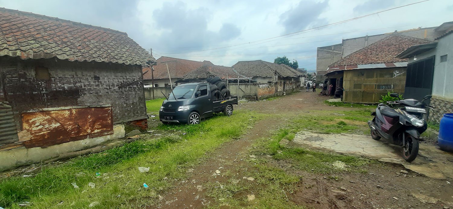 RUMAH HITUNG TANAH DI JALAN MARGACINTA BANDUNG - 16