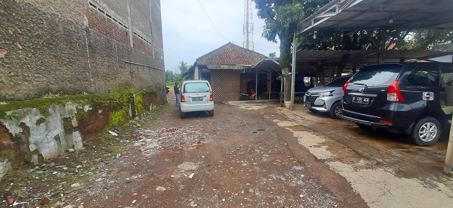 RUMAH HITUNG TANAH DI JALAN MARGACINTA BANDUNG - 23