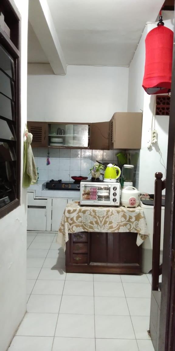 Rumah Tipe 36 di Perumahan Semolowaru Indah I Surabaya - 17