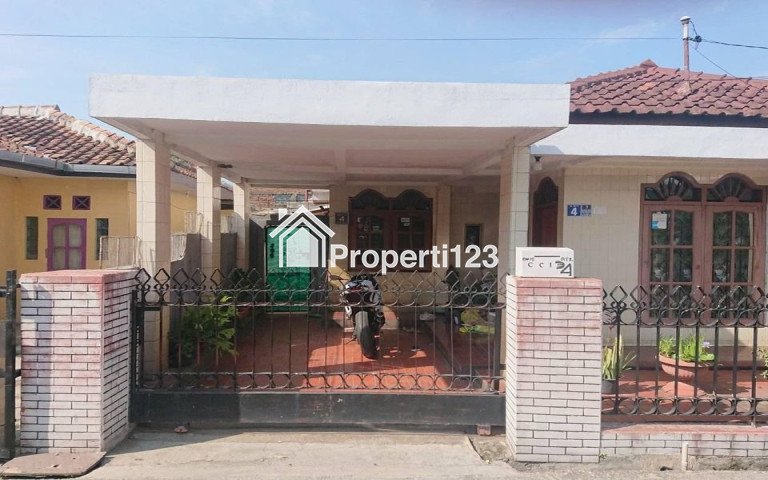 RUMAH DI KOPO - JALAN UTAMA KOMPLEK CCI / MARGAHAYU PERMAI - 2