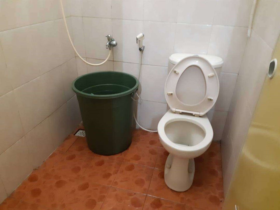 Disewakan rumah semi-furnished di dekat Stadion Pakansari - 14