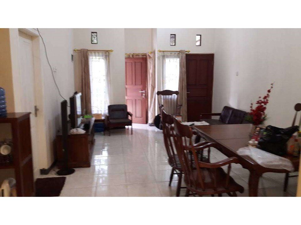 Disewakan rumah semi-furnished di dekat Stadion Pakansari - 9