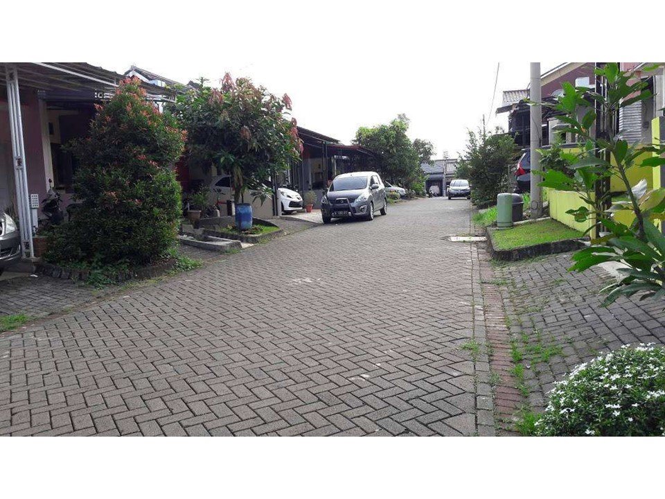 Disewakan rumah semi-furnished di dekat Stadion Pakansari - 15