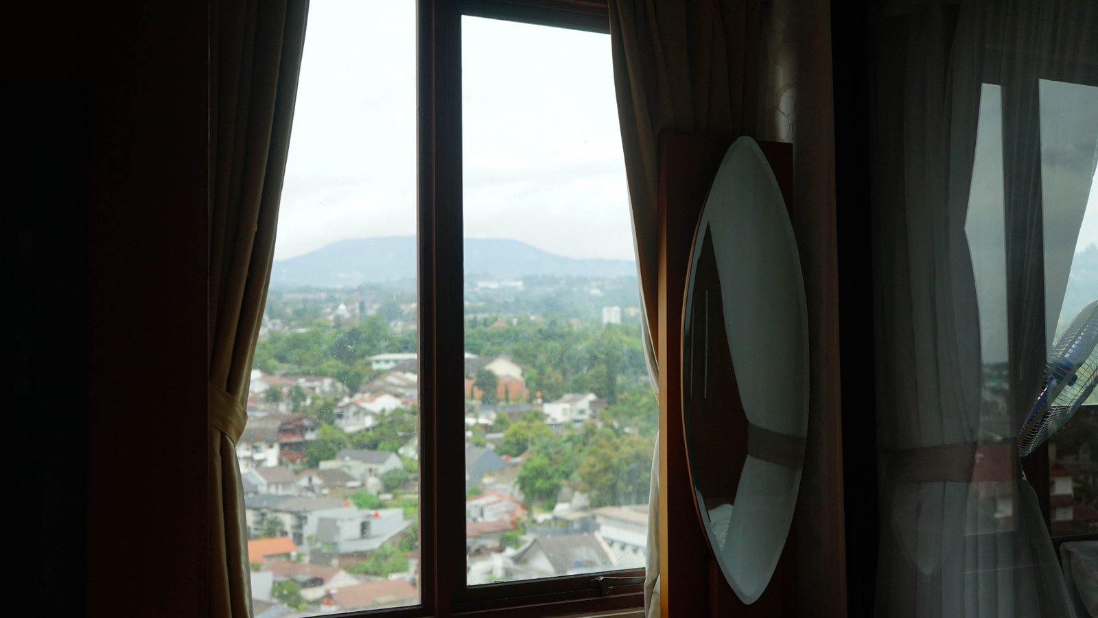 Comfort and Spacious Apartment with Mountain View - 16