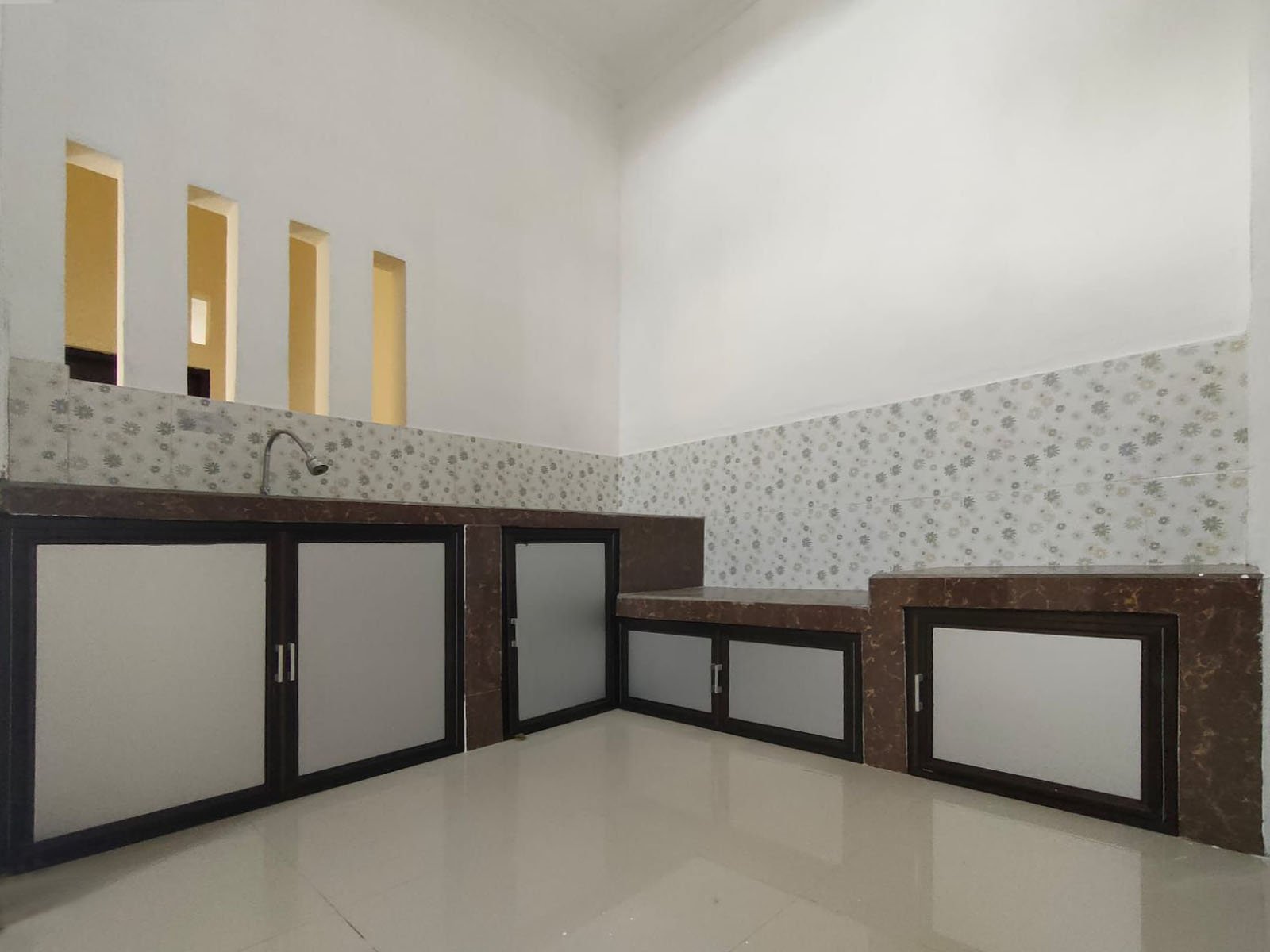 Jual Rumah SHM Lokasi Strategis Mojokerto - 10