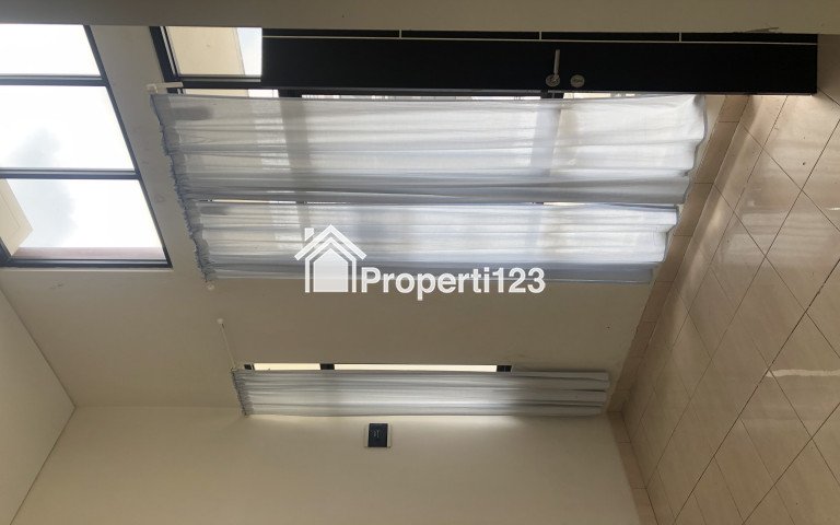 Disewakan Rumah Hook di Citra Raya Tangerang - 1