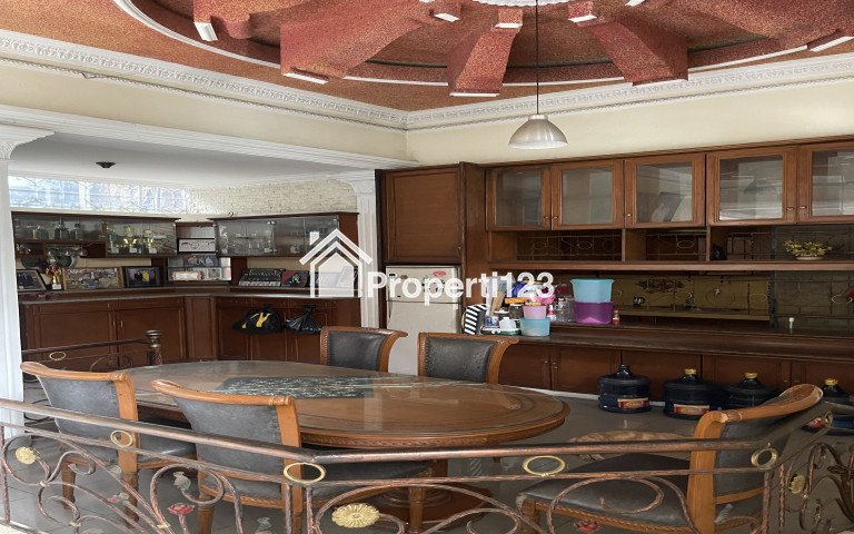 5 KT - 5 KM - 400 m2 Rumah Siap Huni 2 Lantai Lokasi Strategis Komplek Pondok Bambu Asri - 5