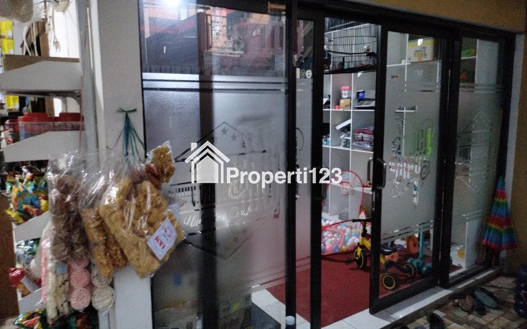 JUAL RUMAH PLUS USAHA SEDANG BERJALAN Konveksi dan warung - 1