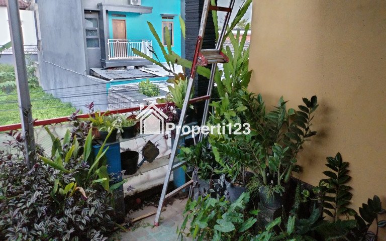 JUAL RUMAH PLUS USAHA SEDANG BERJALAN Konveksi dan warung - 6