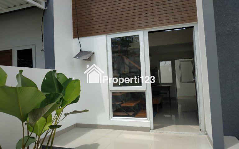 Rumah Minimalis 2 Lantai di Mustika Jaya Bekasi - 2