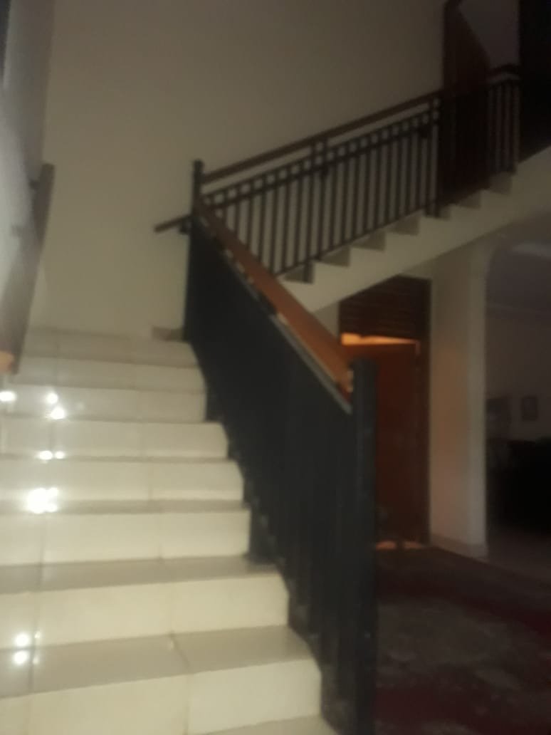 Rumah Dijual Di Mampang Prapatan, Jakarta Selatan - 8