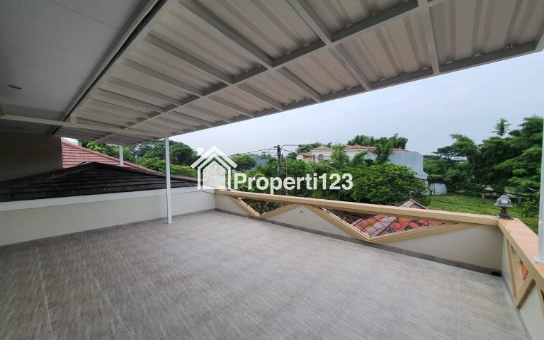 Rumah Mewah, Homy, Aman & Strategis Cluster Taman Simpruk, Lippo Cikarang - 5