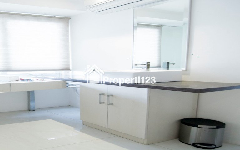 Disewakan Apartemen Bassura 2BR Tw E 08 BB dan BC Full Furnished, Cipinang, JakTim - 4