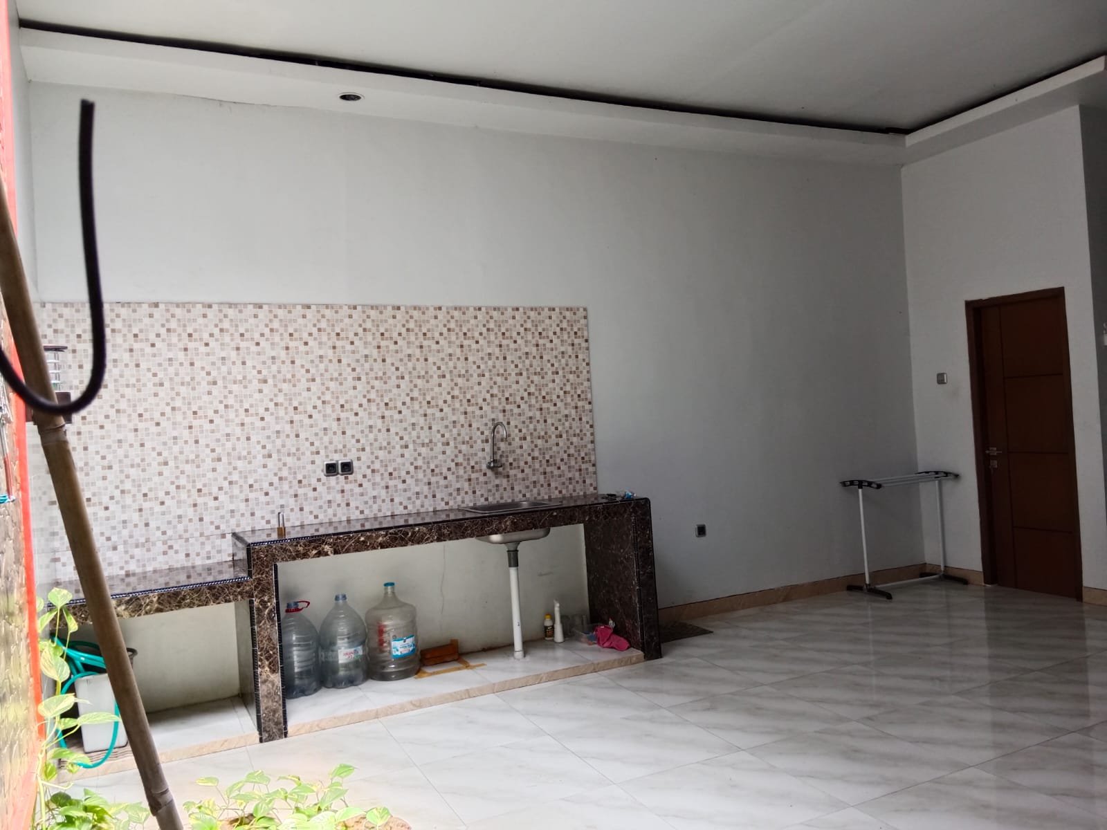 Disewakan Rumah  Permata Puri Ngalian  Semarang - 4