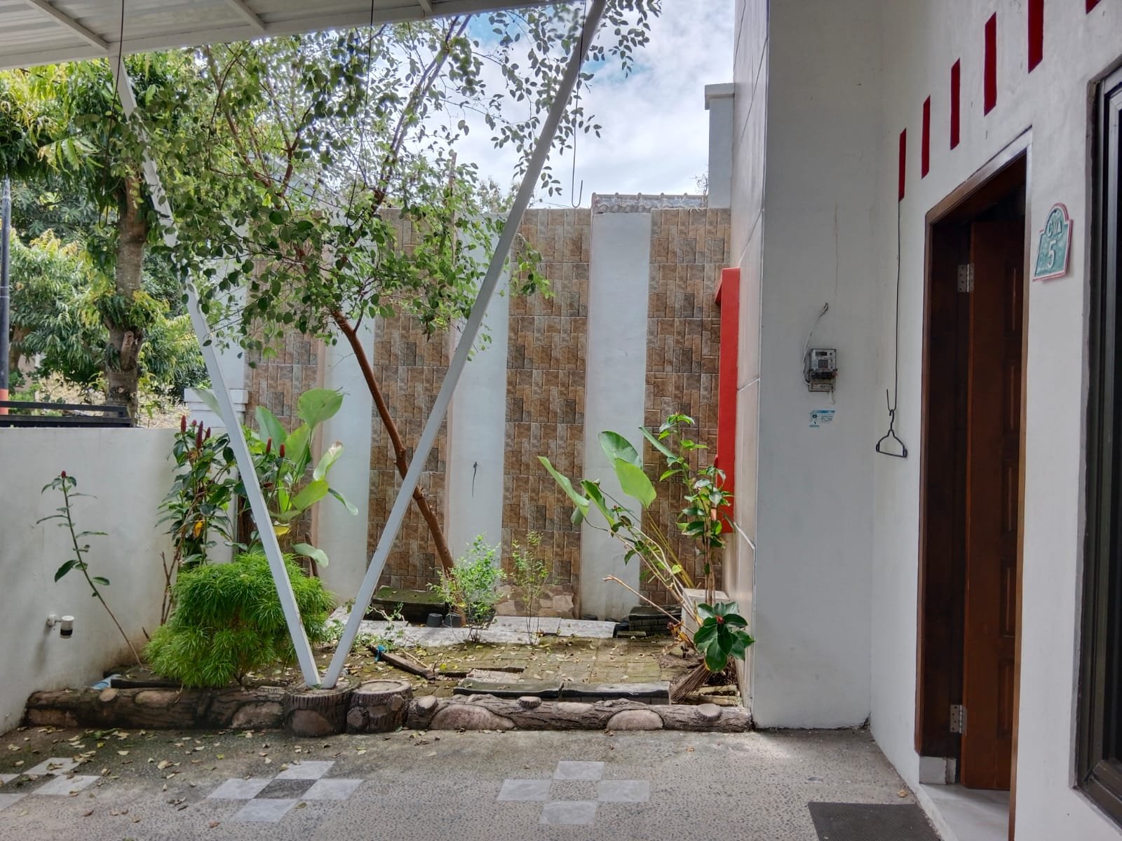 Disewakan Rumah  Permata Puri Ngalian  Semarang - 8