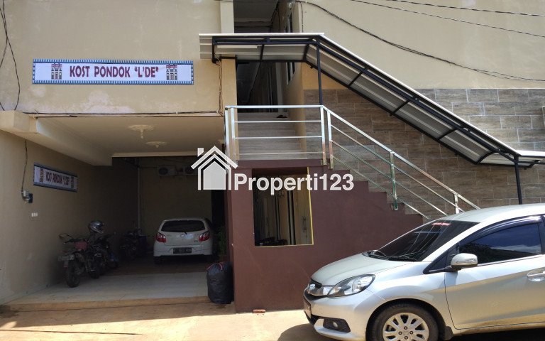 KOST PONDOK ELDE DI LINGKUNGAN PLAZA CIBUBUR DEKAT JL. TRANSYOGI (ALTERNATIF CIBUBUR - CILENGSI) - 1
