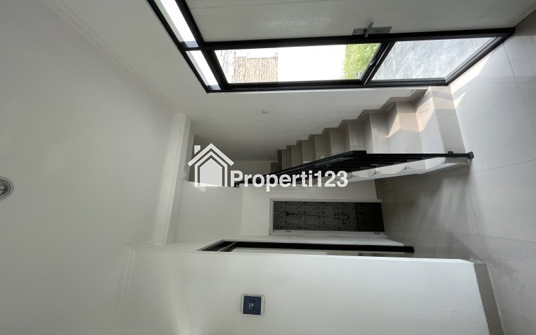 Rumah 2 Lantai Type 52/91 - 2