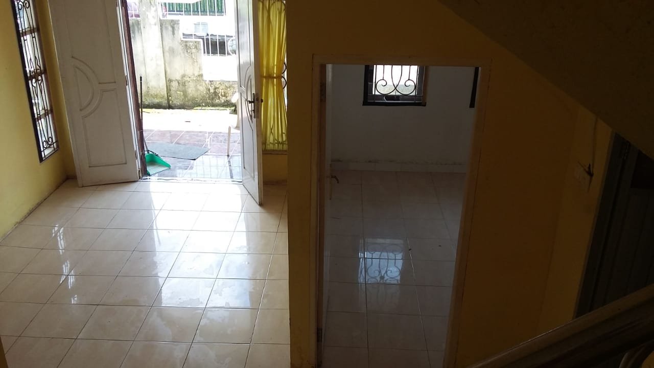Rumah Luas Nyaman Aman Tengah Kota Kompleks Litrik Token PDAM - 15