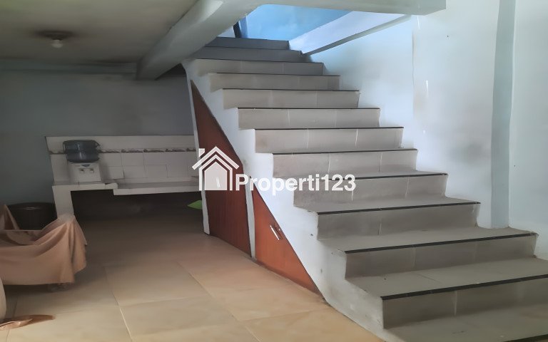 Rumah Dijual SHM Kota Bekasi Selatan Komplek Pondok Surya Mandala Strategis Bebas Banjir Jatiasih - 9