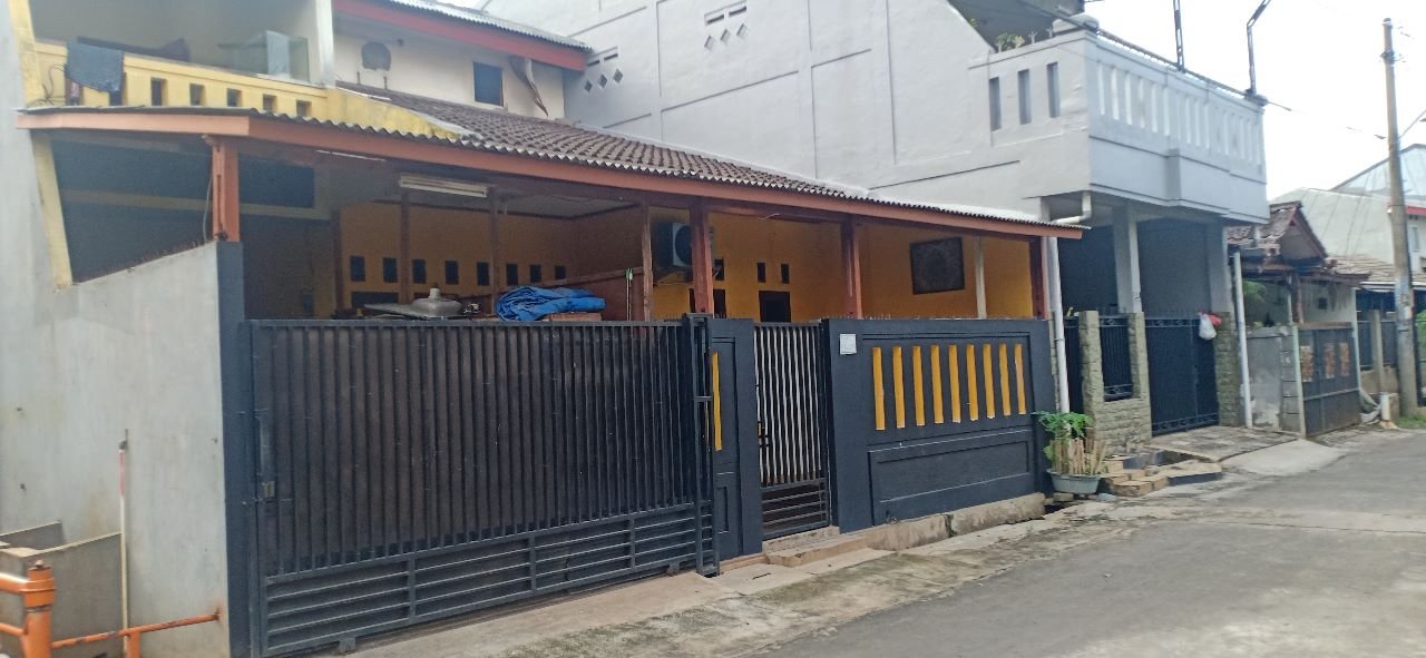 Jual rumah 2 lantai di Griya Asri Taman Mini, Jatimakmur, Bekasi - 6