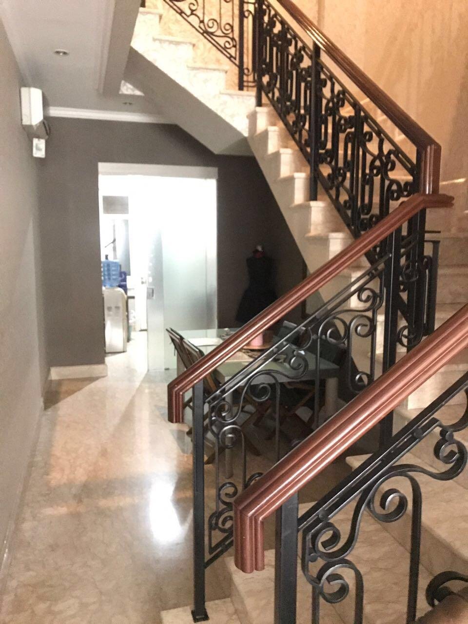 Rumah Dijual Di Pondok Indah. 2 Lantai Siap Huni - 7