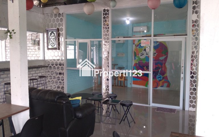 Lahan & tempat usaha luas di pinggir jalan nasional - 3