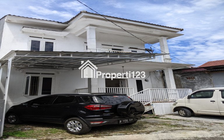 Rumah 2 tingkat dekat dengan Tol CIjago - 1