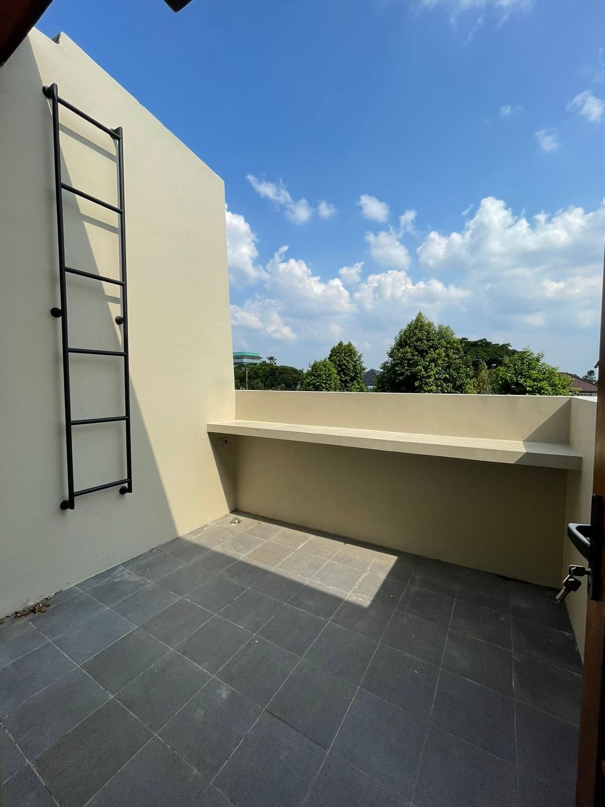 Rumah 3 lantai murah di kalibata selatan - 18