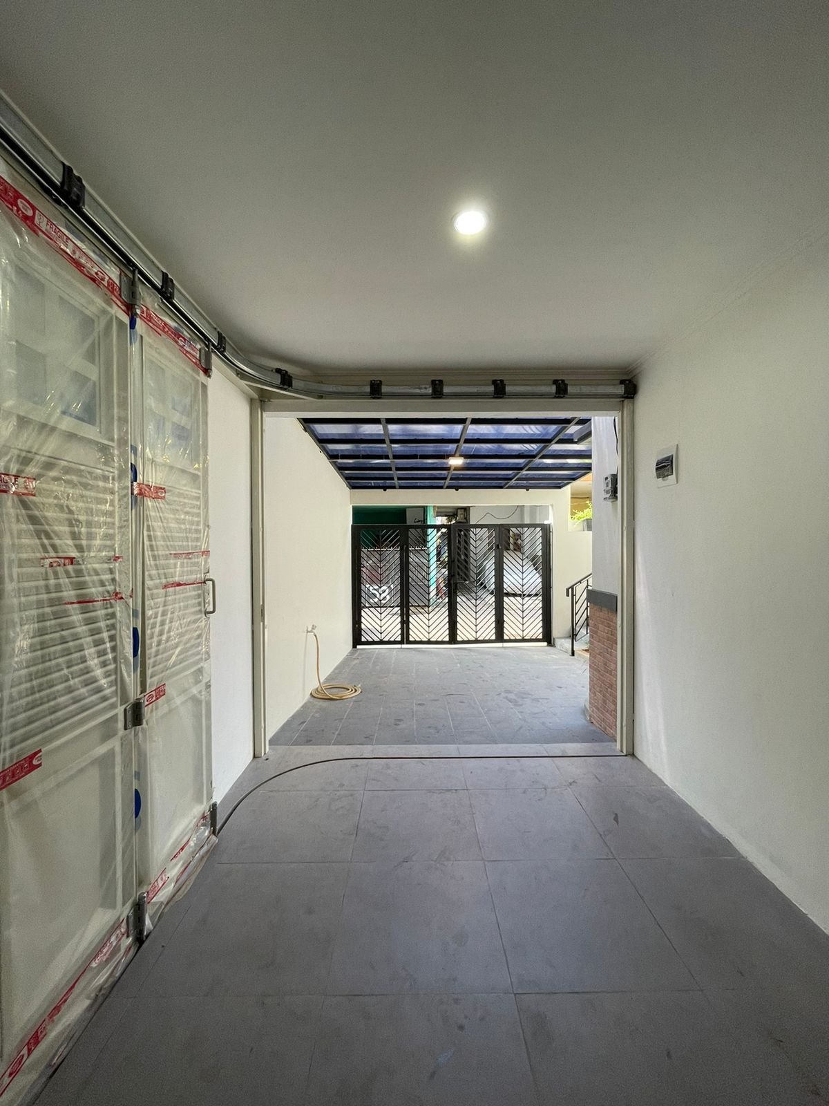 Rumah 3 lantai murah di kalibata selatan - 4