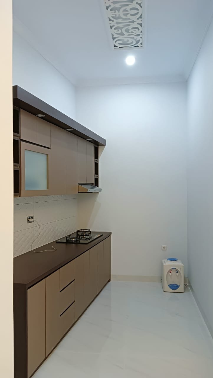 VIRAL RUMAH CLASIC EROPA HARGA MURAH DEKAT TRANSMART CILANDAK - 12