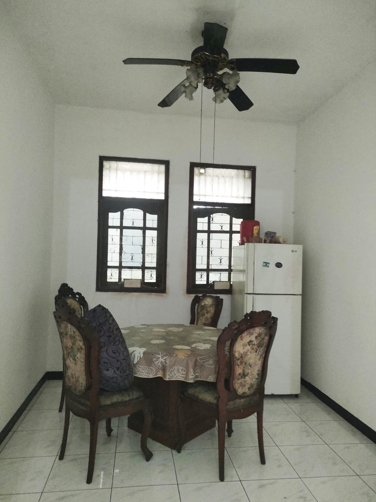 Rumah murah di jagakarsa akses jalan lebar - 16