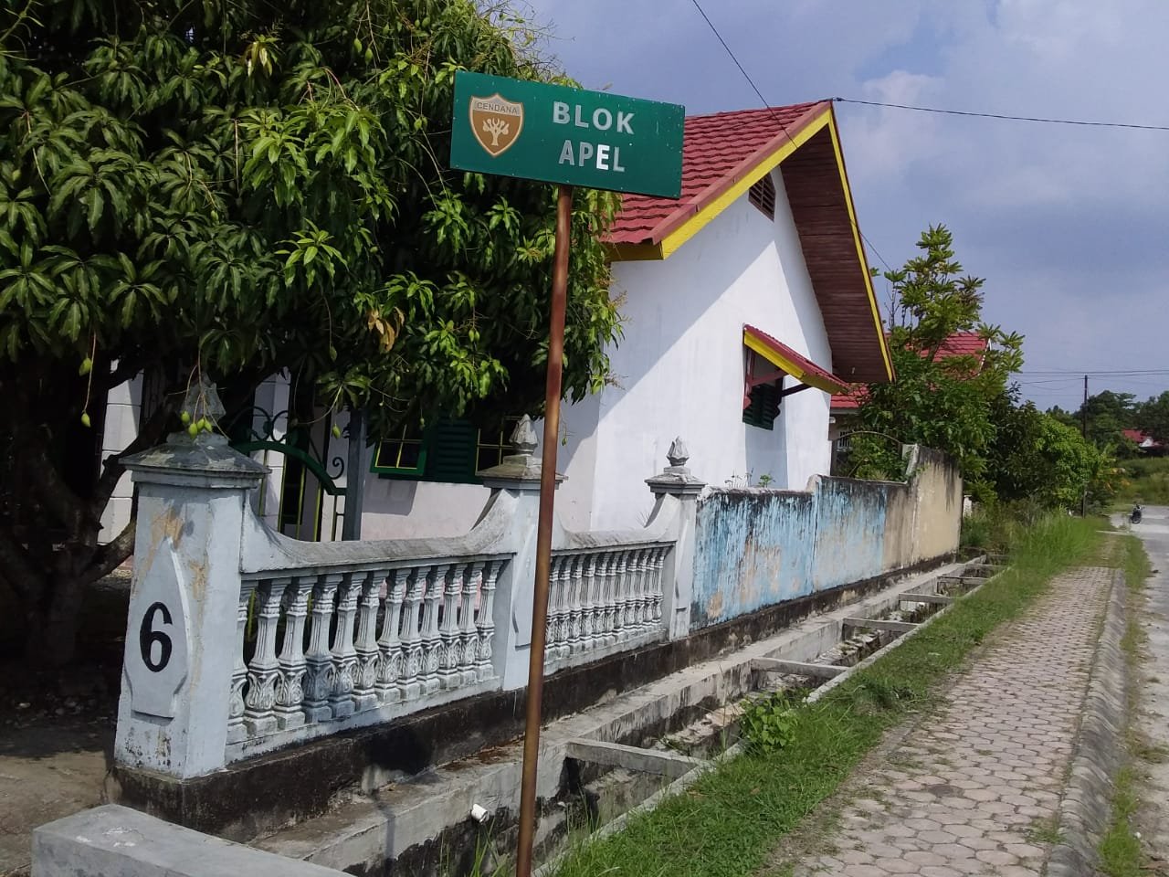JUAL RUMAH Komplek guru cendana, Blok Apel/1 No.6, palas, Umbansari, Rumbai, PEKANBARU - 8