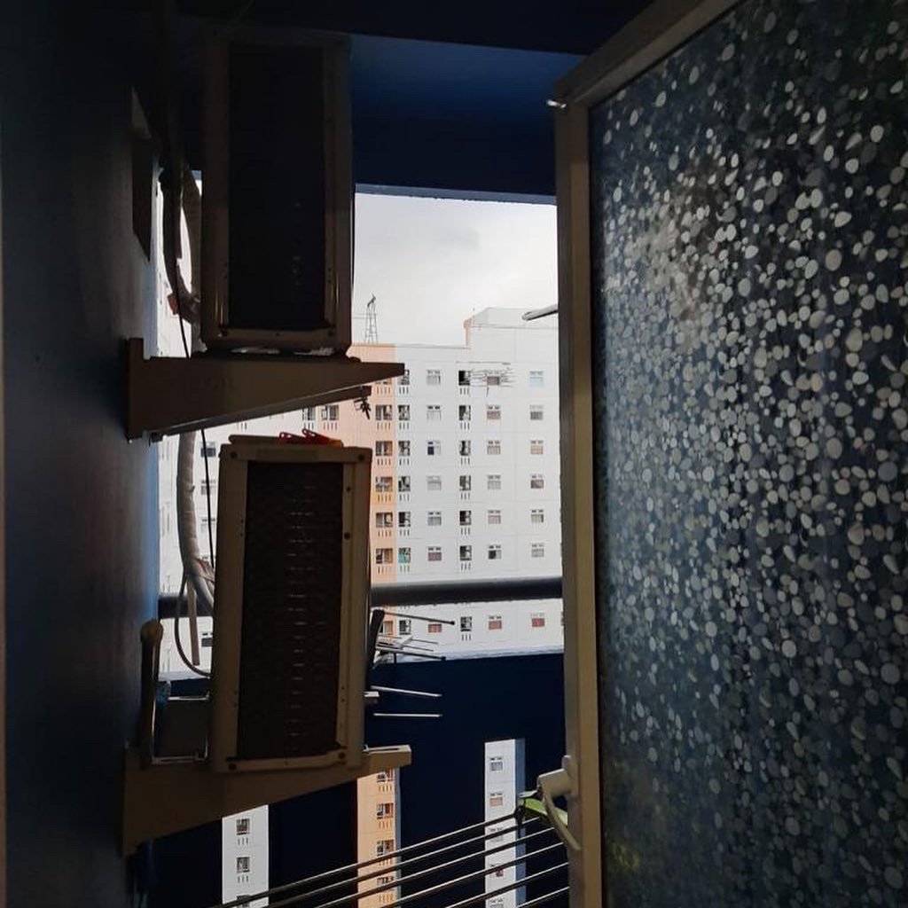 Apartemen the green pramuka city 2kmr furnish bagus - 14