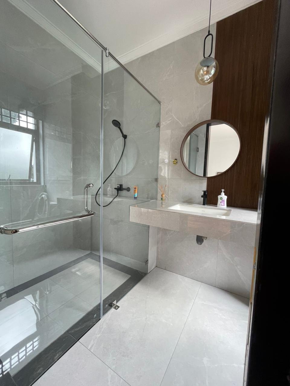 rumah dijual brand new mewah furnished - 3
