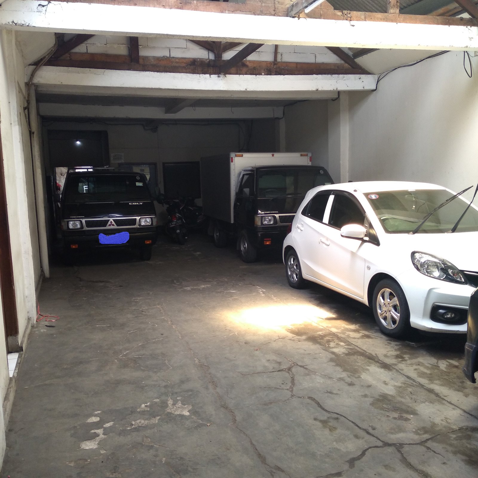 Jual Rumah Lokasi Strategis Banget - 2