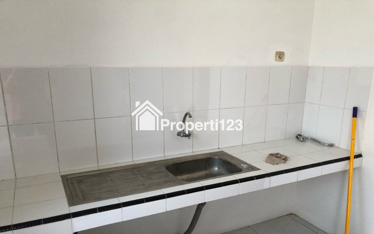 DIJUAL 1 UNIT RUMAH  Lokasi di Cluster Kecapi Residence - 10