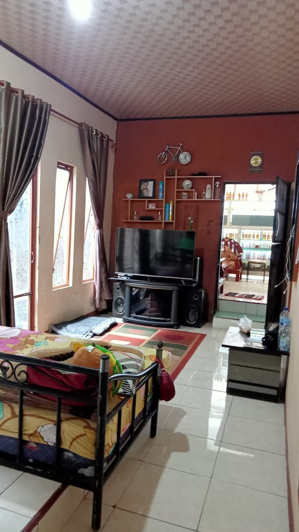 DIJUAL RUMAH BESERTA TOKO TEMPAT USAHA LOKASI STRATEGIS INDRAMAYU - 9