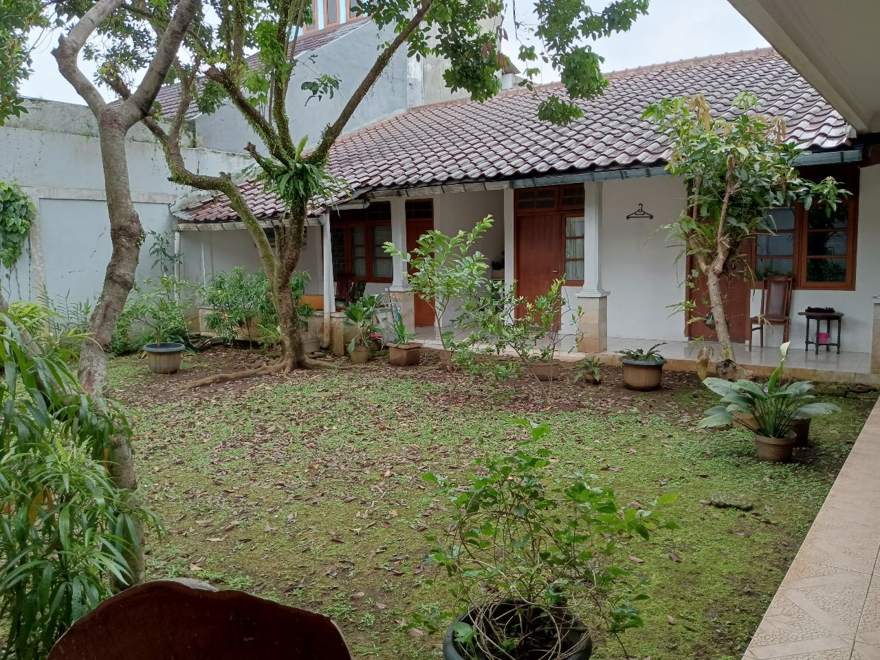 RUMAH DUA LANTAI DILINGKUNGAN ASRI DAN STRATEGIS - 34