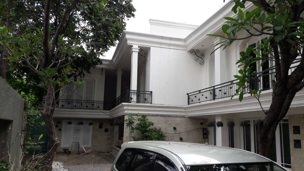 Rumah mewah di Ampera Jakarta Selatan - 6