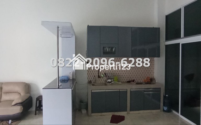 Dijual Rumah 2 Lantai Luas Bangunan 150m² Hanya 5 Menit ke Kota Kediri - 2