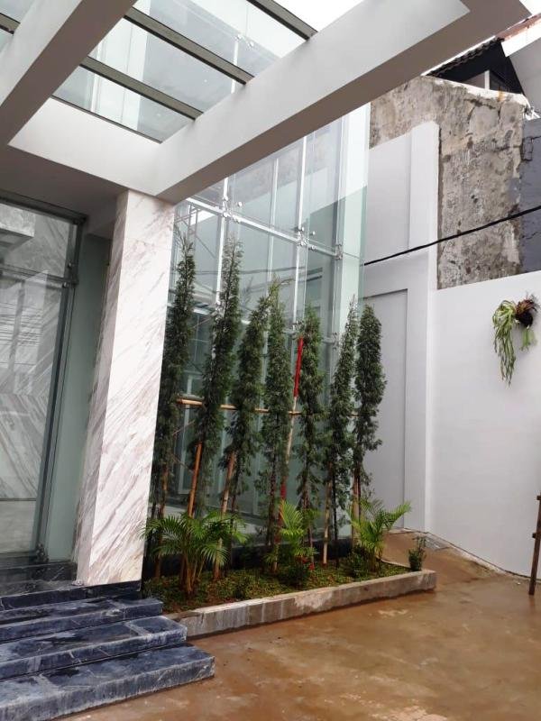 Gedung Perkantoran Mewah Murah strategis di Kebun Jeruk Jakarta Barat - 3