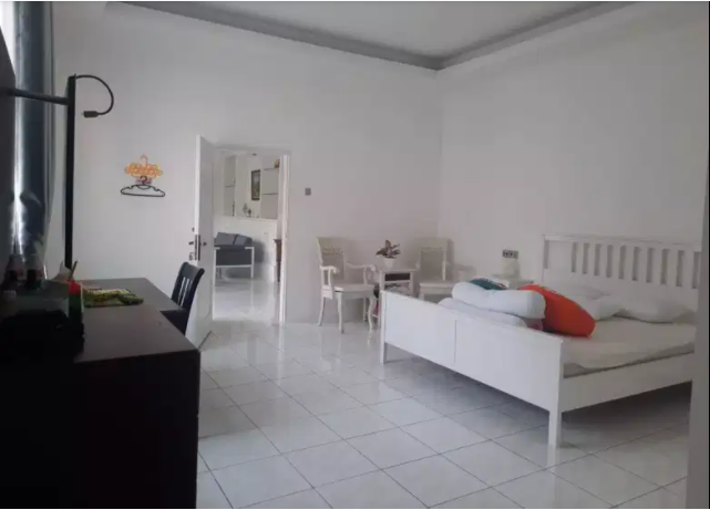Rumah mewah murah di Ciputat Tangerang Selatan - 6
