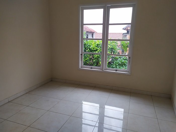 Rumah Baru Renov , Harga Murah Siap huni di Cirendeu - 3