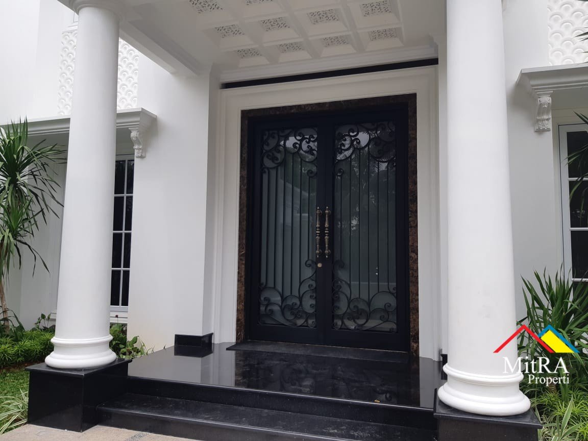 Rumah Mewah di Bilangan Pondok Indah, Jakarta Selatan - 4