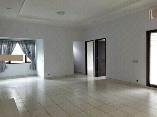 DIJUAL RUMAH HALAMAN LUAS - 11