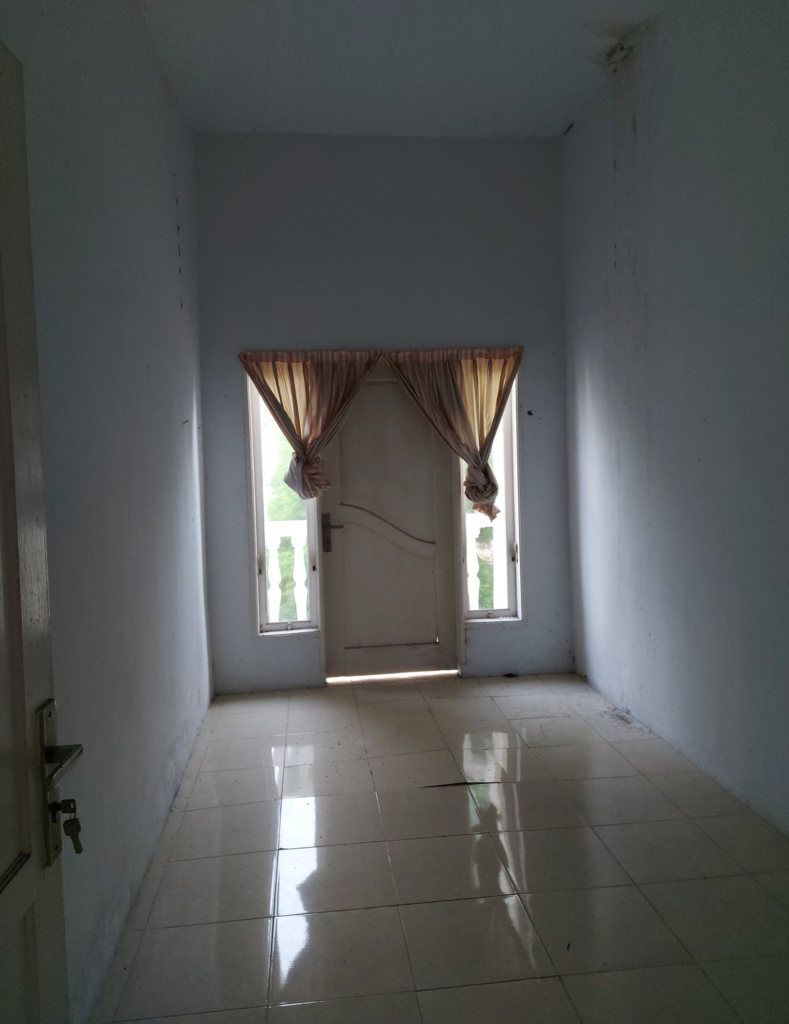 Dijual Rumah di Komplek Golden Palace Medan - 8
