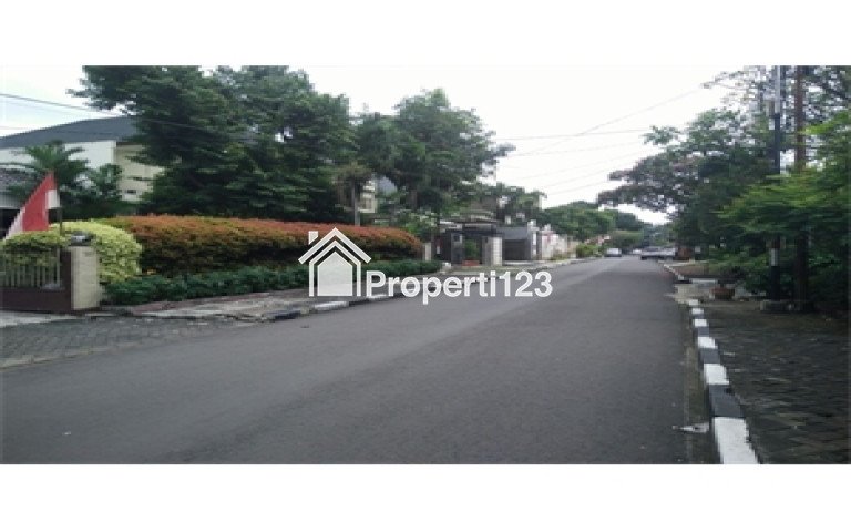Rumah Murah Mewah Jakarta Pusat Menteng Luas Elit Strategis - 1