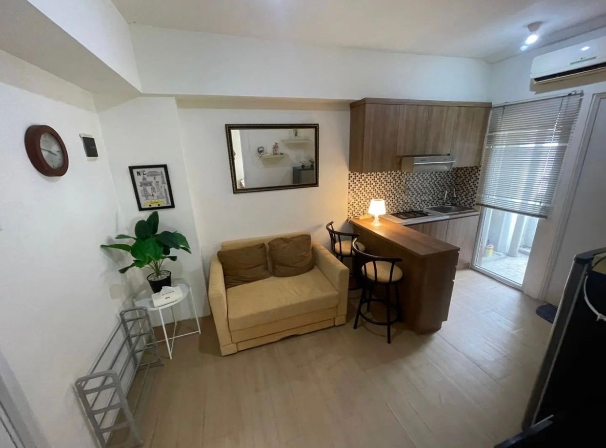 The green pramuka city 2 kamar furnish tower pino. - 4