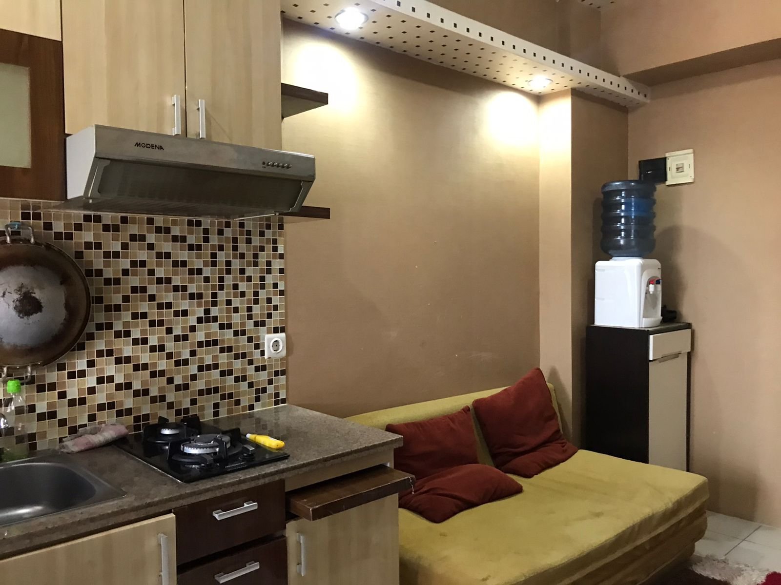 The green pramuka city 2 kamar furnish tower mall Magnolia - 5